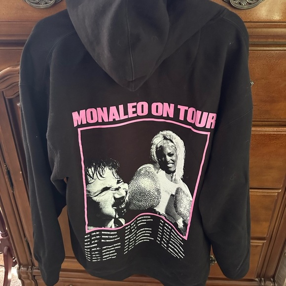 Monaleo On Tour Black Hoodie with Boxing Gloves Graphic and tour dates on back. - Picture 8 of 8